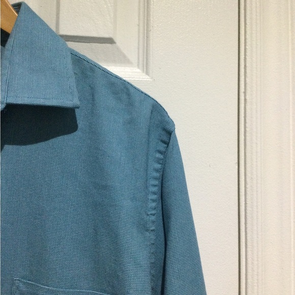 Arrow Men’s Blue Dress Shirt - Picture 4 of 5